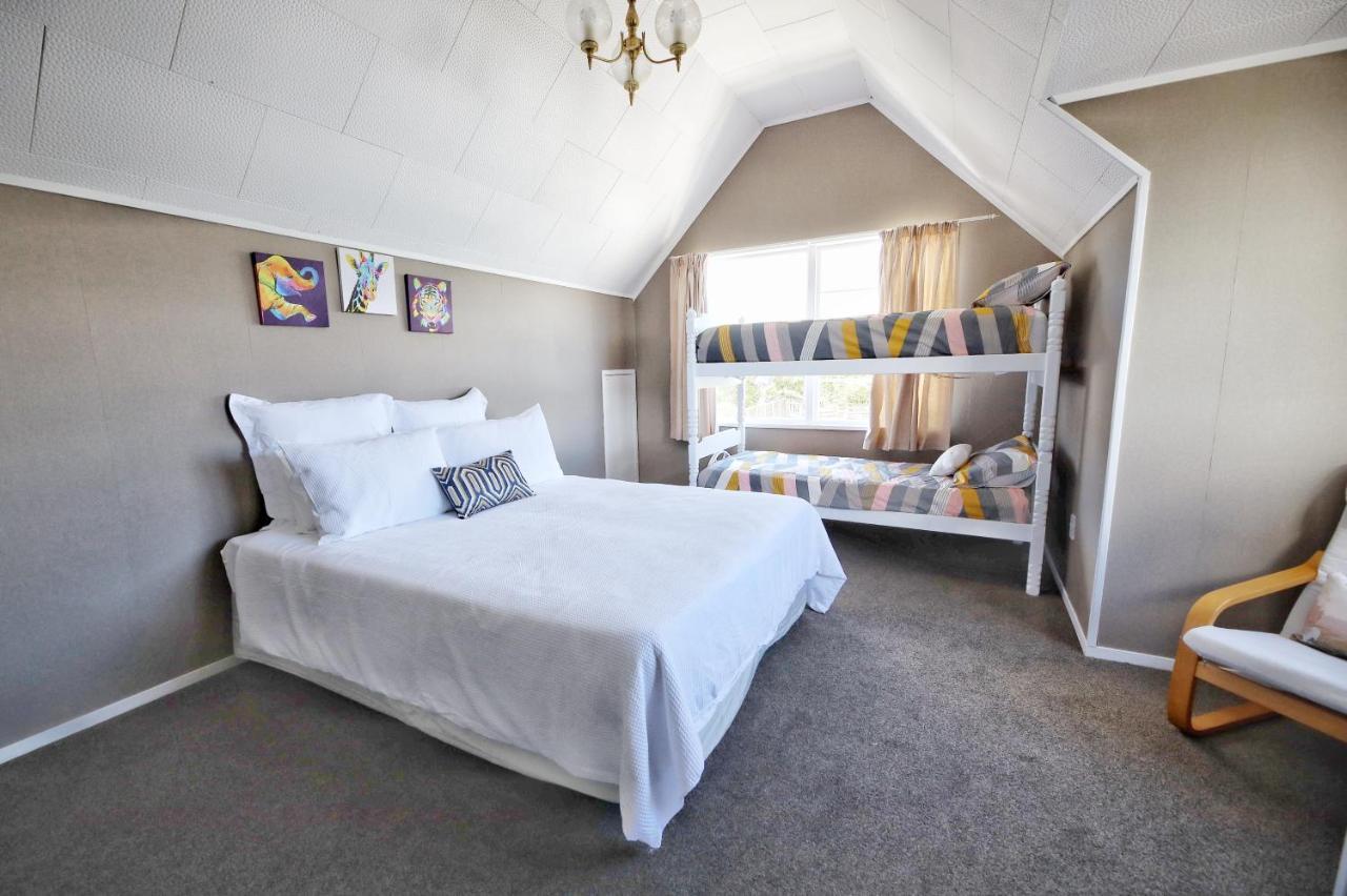 2Mins To Lakefront Family Retreat Lago Lago Taupo Exterior foto